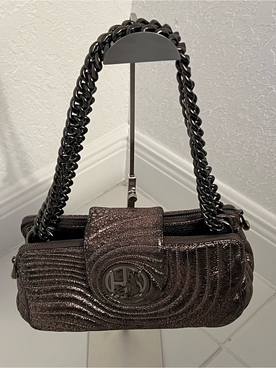 henri bendel Handbags - HENRI BENDEL # 7 QUILTED METALLIC SHOULDER BAG.
